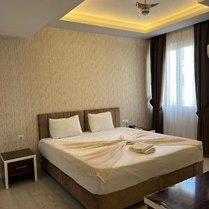 Large Single Room